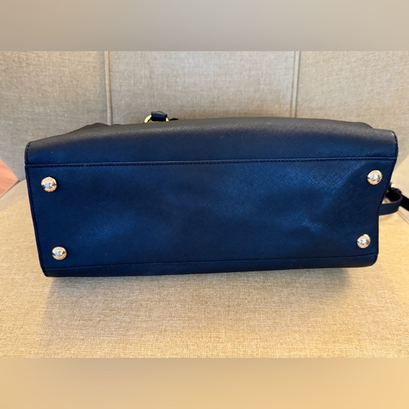 Michael Kors Hamilton Satchel - Picture 7 of 11